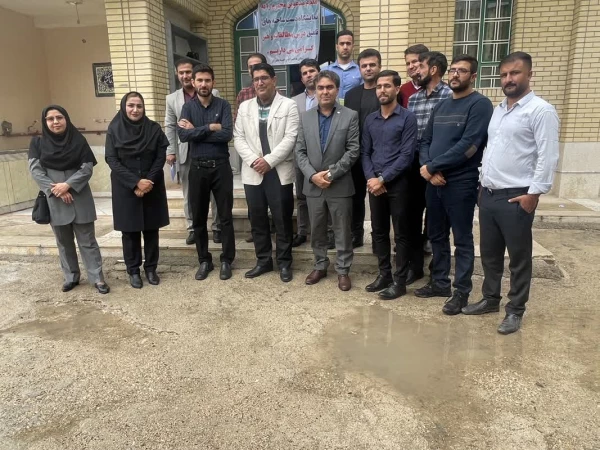 نمایشگاه دست ساخت های دانش آموزان 8