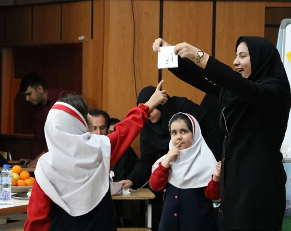 مرحله ی استانی جشنواره تخصصی تدریس برتر برگزار شد. 3