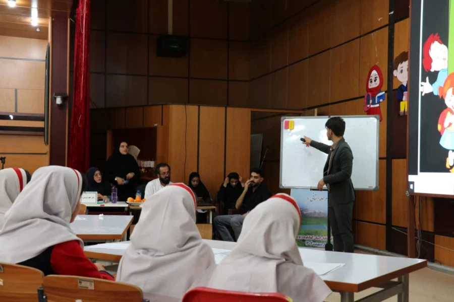 مرحله ی استانی جشنواره تخصصی تدریس برتر برگزار شد. 7