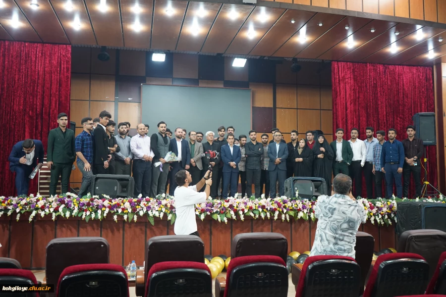 آیین دانش آموختگی دانشجویان پردیس شهید ایزدپناه
 2