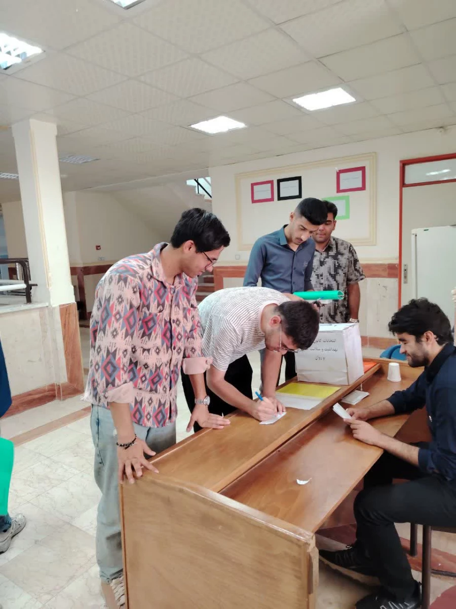 انتخابات کانون همیاران بهداشت و سلامت جسم و روان 6