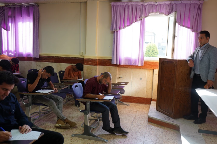 بازدید مدیریت دانشگاه فرهنگیان در اولین روز برگزاری امتحانات 8