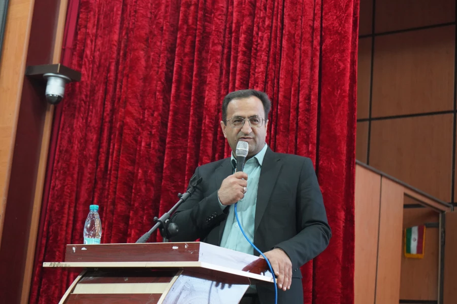 دوره بالندگی مدیران و معلمان راهنمای مدارس وابسته کارورزی  4