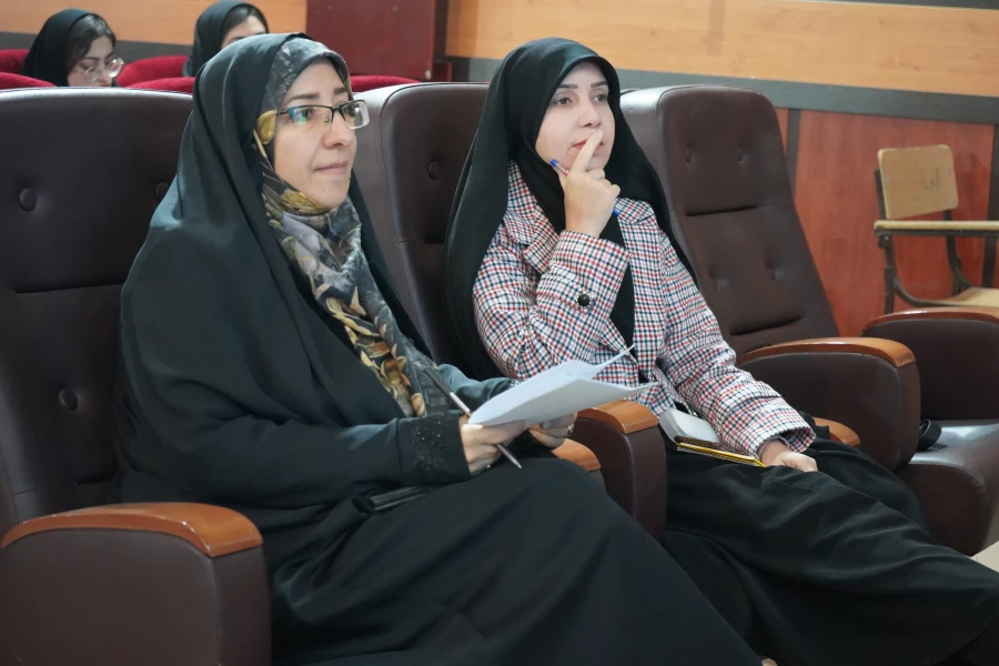 کارگاه آموزشی – توجیهی  اساتید و دانشجویان 3