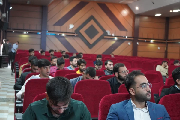 کارگاه آموزشی – توجیهی  اساتید و دانشجویان 6