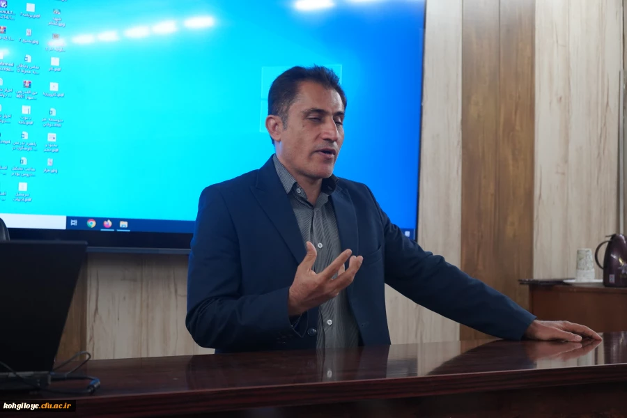 پیام تبریک دکتر حسینی نیک سرپرست دانشگاه فرهنگیان کهگیلویه و بویراحمد به مناسبت روز دانشجو 2