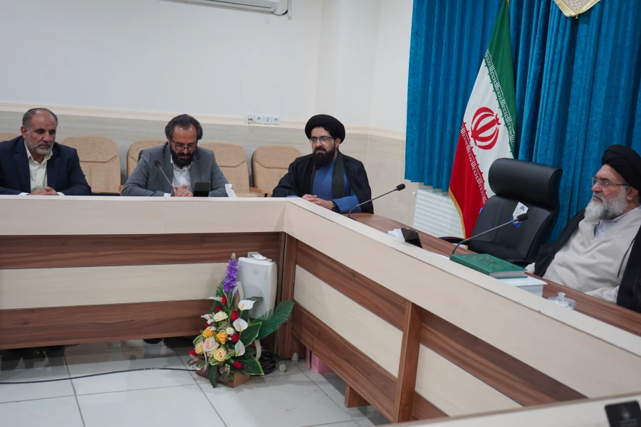 دیدار سرپرست دانشگاه فرهنگیان استان با آیت ا... سید نصیر حسینی نماینده ولی فقیه در استان کهگیلویه و بویراحمد 6