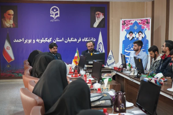 دیدار اعضای شورای مرکزی بسیج دانشجویی با سرپرست جدید دانشگاه فرهنگیان 2