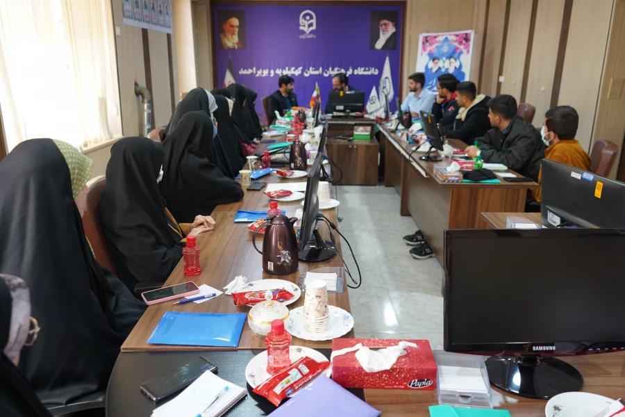 دیدار اعضای شورای مرکزی بسیج دانشجویی با سرپرست جدید دانشگاه فرهنگیان 6