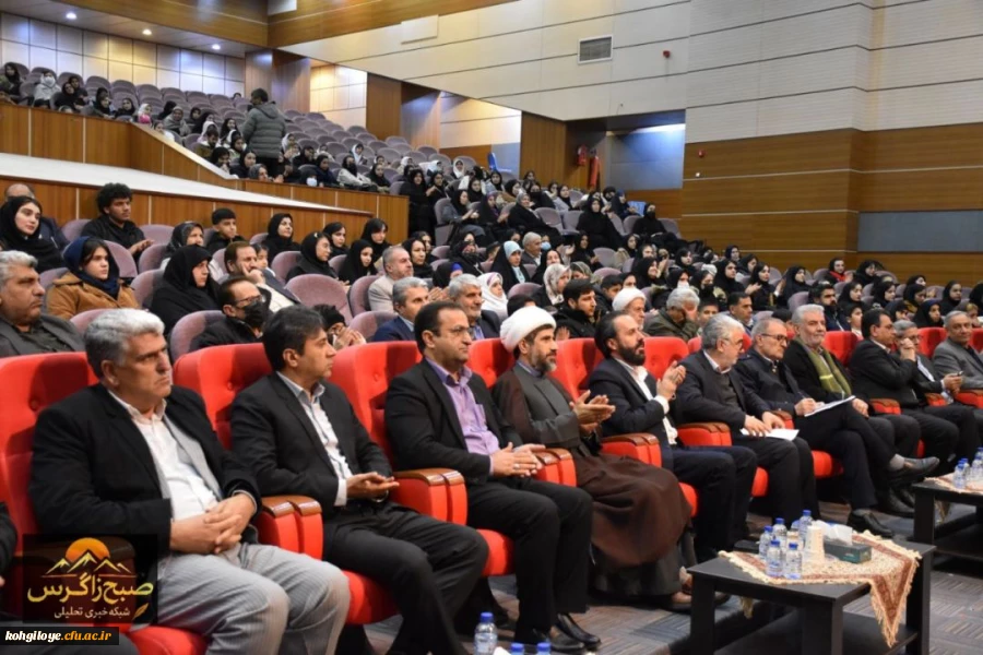  «تجلیل از دانشجویان و دانش آموزان ممتاز شاهد و ایثارگر» 4