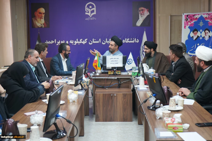 برگزاری حلقه صالحین با موضوع تبیین ابعاد بصیرت و گرامیداشت نهم دی در دانشگاه فرهنگیان 2