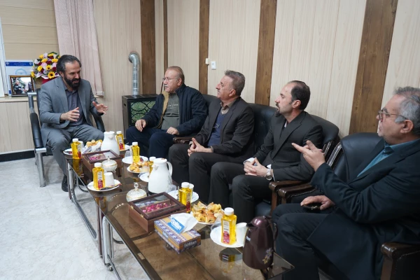 نشست مشترک رئیس بانک ملی شعبه مرکزی یاسوج با سرپرست دانشگاه فرهنگیان استان کهگیلویه وبویراحمد 2