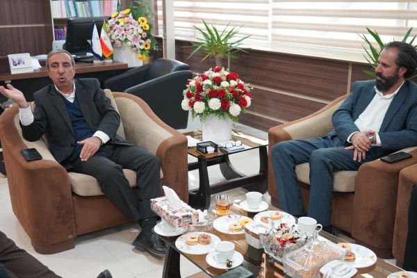 جلسه سرپرست دانشگاه فرهنگیان استان کهگیلویه و بویراحمد با مدیرکل بودجه استان 4