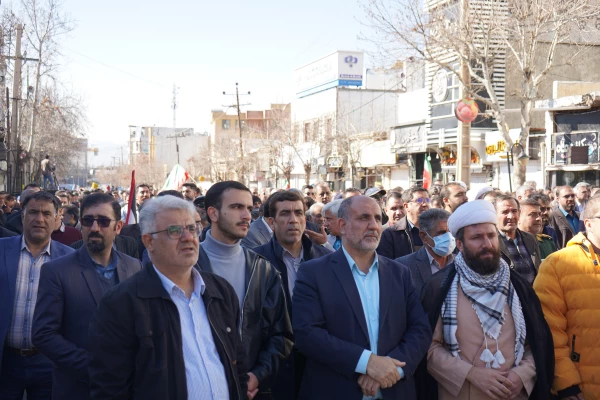 شرکت مدیریت، اساتیدو کارکنان دانشگاه فرهنگیان استان کهگیلویه و بویراحمد در راهپیمایی 22 دی ماه 1404 علیه اغتشاش گران 4