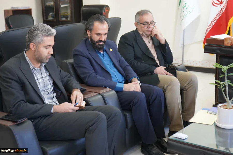 دیدار سرپرست دانشگاه فرهنگیان کهگیلویه و بویراحمد با مدیرکل ستاد اجرایی فرمان امام (ره) و بنیاد برکت استان 3