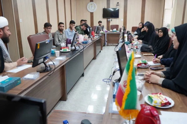 جلسه هم اندیشی فعالان دانشجویی با معاون دانشجویی و فرهنگی دانشگاه فرهنگیان کهگیلویه و بویراحمد 4