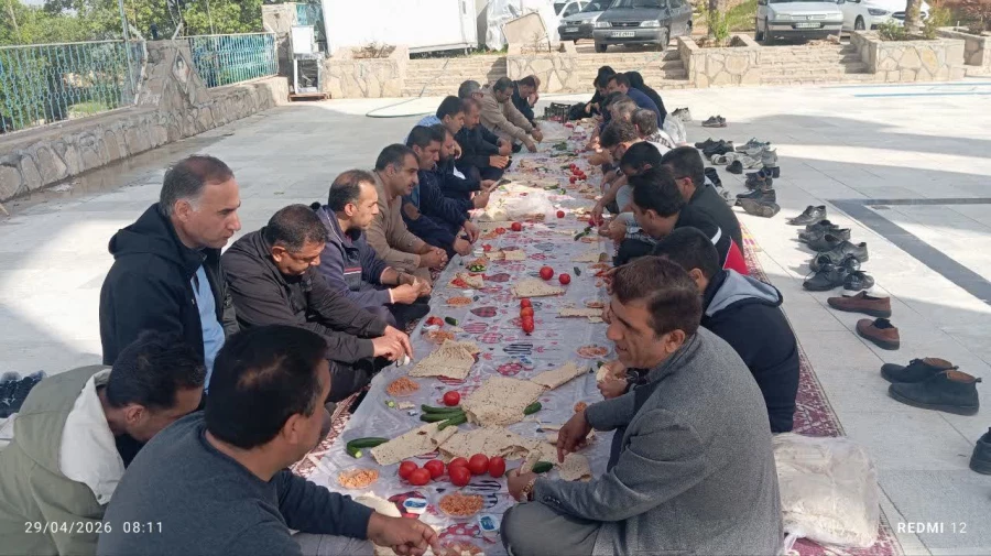پیاده روی اساتید و کارکنان دانشگاه فرهنگیان کهگیلویه و بویراحمد به مناسبت هفته سلامت و روز مشاور 3