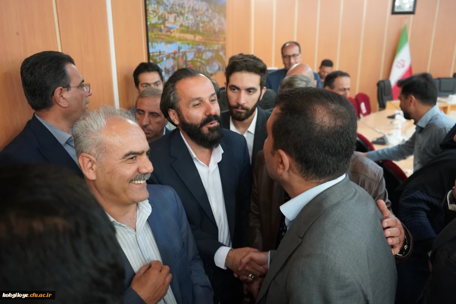 طرح راه اندازی «خانه خلاقیت دانشگاه فرهنگیان کهگیلویه و بویراحمد» با تایید دکتر افشین، معاون علمی و فناوری ریاست جمهوری، به تصویب رسید.
 3