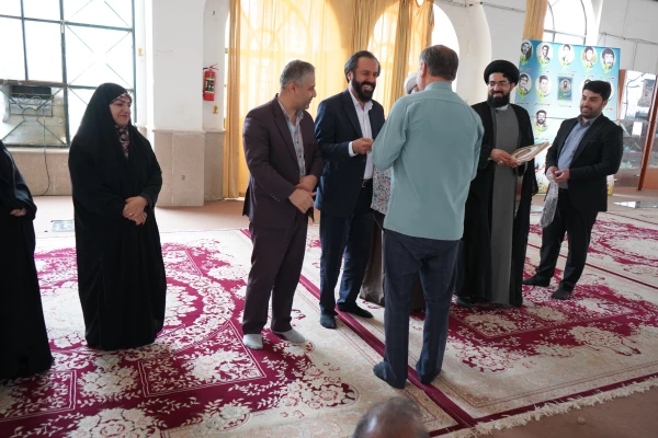 مراسم تجلیل از فعالان و خادمان اقامه نماز دانشگاه فرهنگیان کهگیلویه و بویراحمد 10